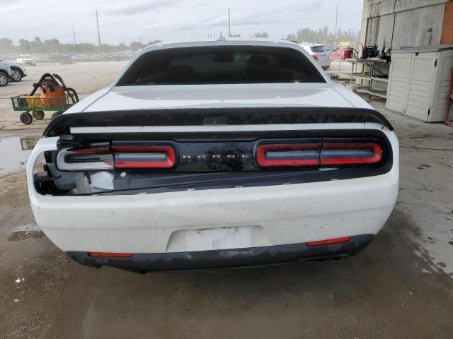 2C3CDZFJ3KH708574 - 2019 DODGE CHALLENGER R/T SCAT PACK WHITE photo 6