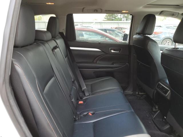 5TDJKRFH2GS248743 - 2016 TOYOTA HIGHLANDER XLE WHITE photo 11