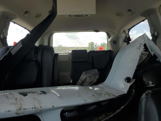 2C4RC1CG1ER171074 - 2014 CHRYSLER TOWN & COU TOURING L WHITE photo 10