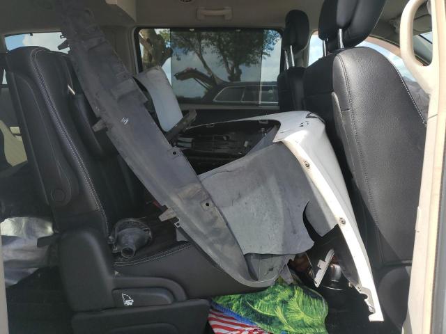 2C4RC1CG1ER171074 - 2014 CHRYSLER TOWN & COU TOURING L WHITE photo 11