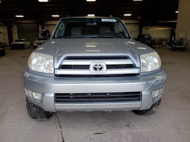 JTEBU14R448015678 - 2004 TOYOTA 4RUNNER SR5 SILVER photo 5