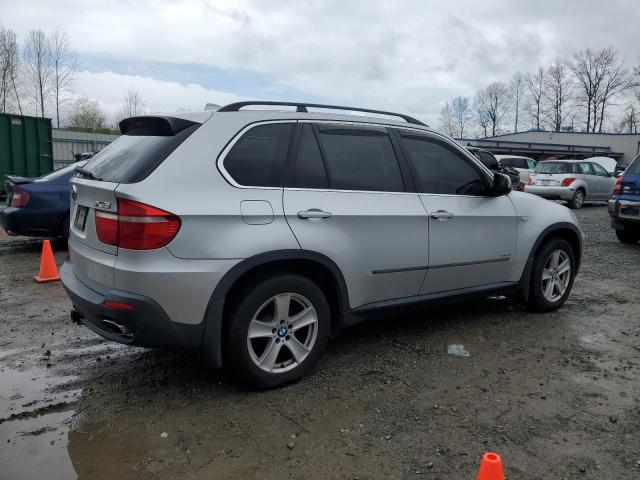 5UXFE83529L170615 - 2009 BMW X5 XDRIVE48I SILVER photo 3