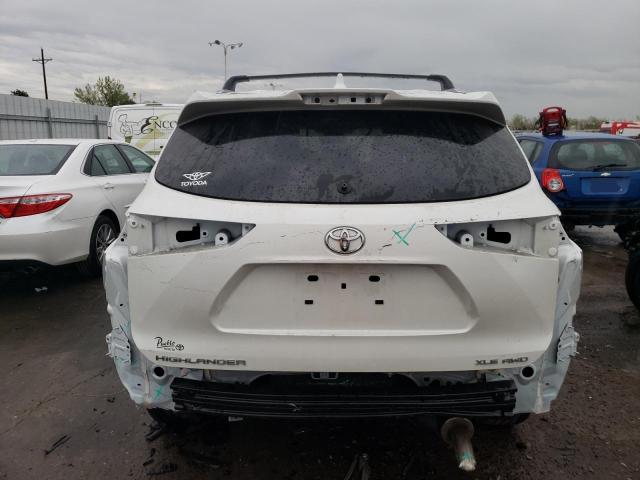 5TDHZRBH8MS100687 - 2021 TOYOTA HIGHLANDER XLE 白色 照片 6
