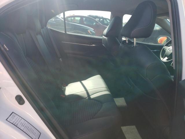 4T1G11AK8PU722946 - 2023 TOYOTA CAMRY SE NIGHT SHADE WHITE photo 10