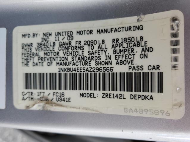 1NXBU4EE5AZ296566 - 2010 TOYOTA COROLLA BASE SILVER photo 12
