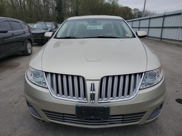 1LNHL9FT5AG604034 - 2010 LINCOLN MKS CREAM photo 5