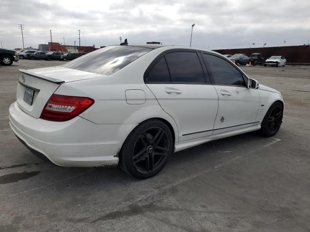 WDDGF4HB4CA612278 - 2012 MERCEDES-BENZ C 250 WHITE photo 3