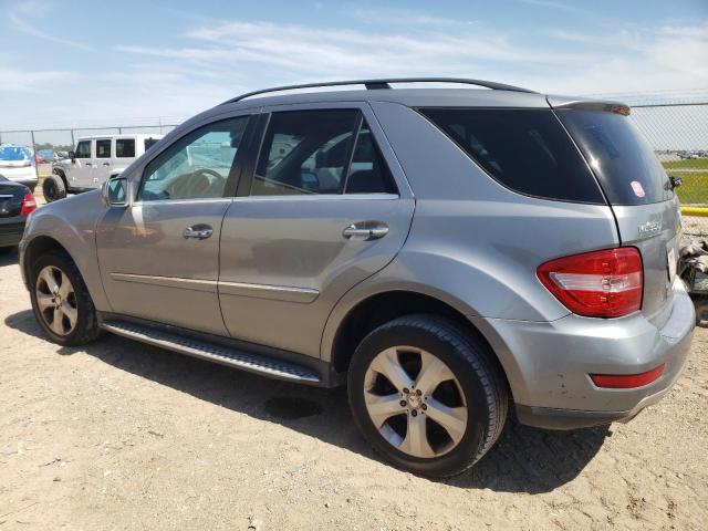 4JGBB2FB7AA613473 - 2010 MERCEDES-BENZ ML 350 BLUETEC SILVER photo 2