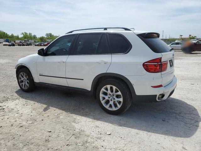 5UXZV4C59D0B07868 - 2013 BMW X5 XDRIVE35I WHITE photo 2