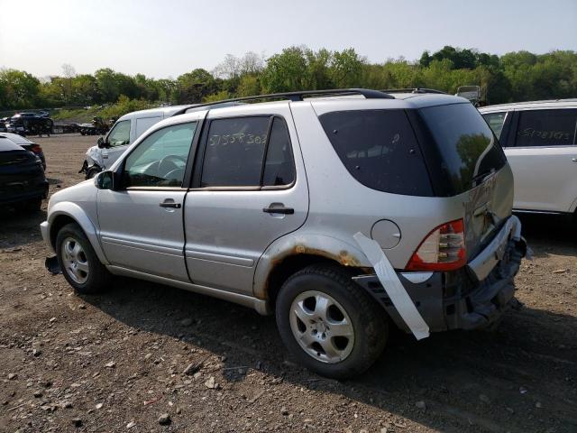 4JGAB54E63A382921 - 2003 MERCEDES-BENZ ML 320 GRAY photo 2