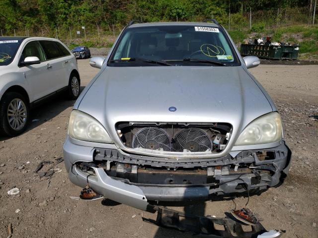 4JGAB54E63A382921 - 2003 MERCEDES-BENZ ML 320 GRAY photo 5