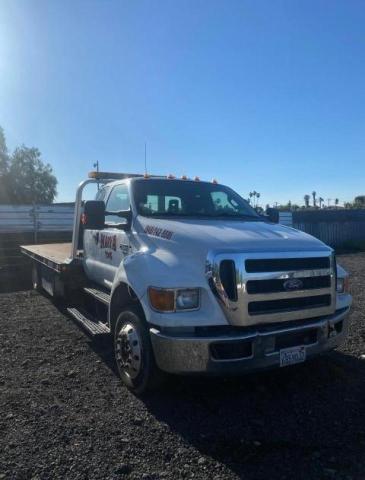 3FRWX6FC3BV453956 - 2011 FORD F650 SUPER DUTY WHITE photo 1