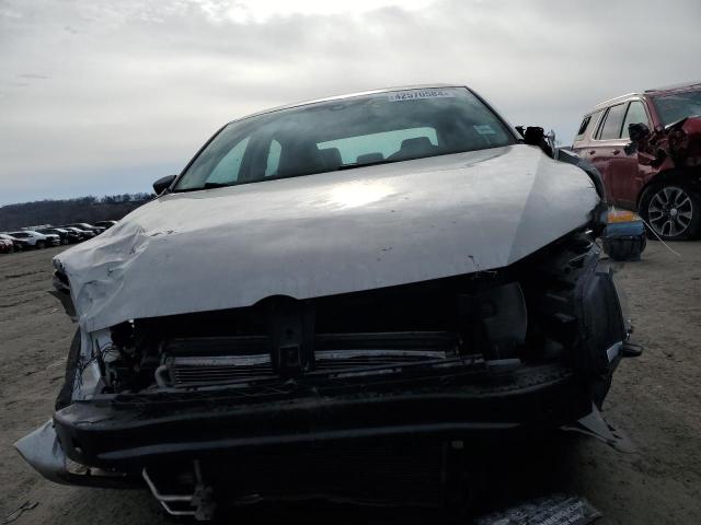 1VWBN7A32DC048404 - 2013 VOLKSWAGEN PASSAT SE GRAY photo 5