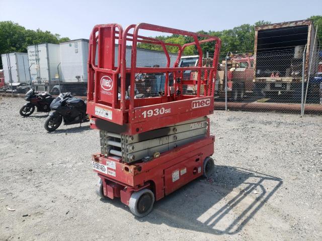 16400211 - 2017 MEC LIFT RED photo 2