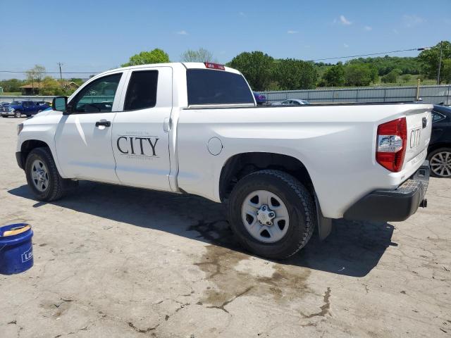 5TFRM5F15KX144906 - 2019 TOYOTA TUNDRA DOUBLE CAB SR/SR5 WHITE photo 2