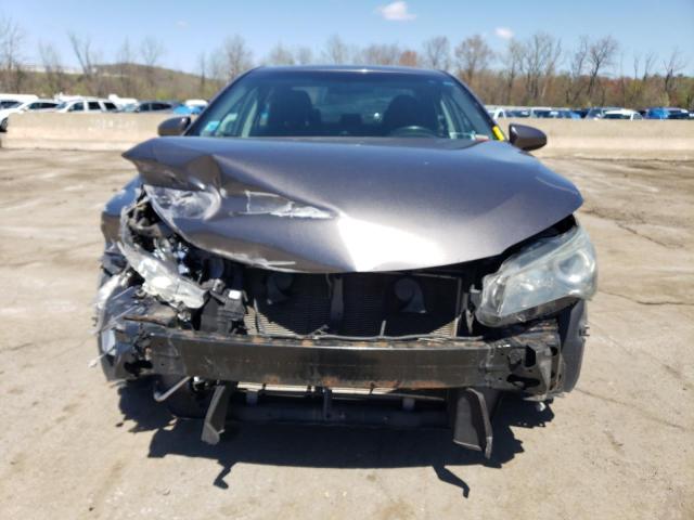 4T1BF1FK9FU103517 - 2015 TOYOTA CAMRY LE GRAY photo 5