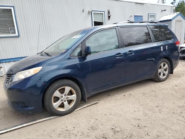 2011 TOYOTA SIENNA LE, 