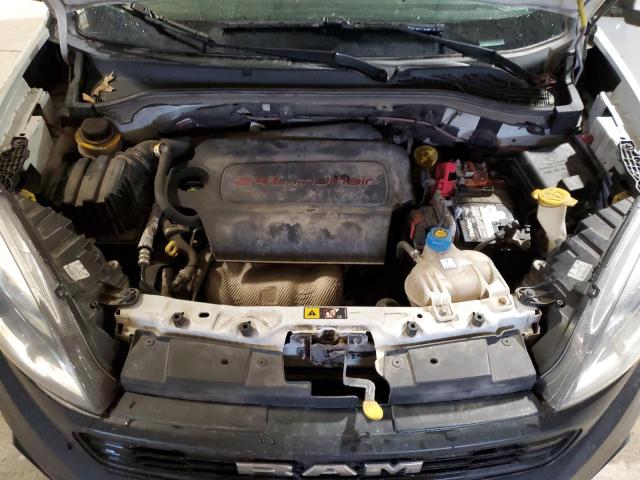 ZFBHRFAB1K6M90849 - 2019 RAM PROMASTER 白色 照片 12