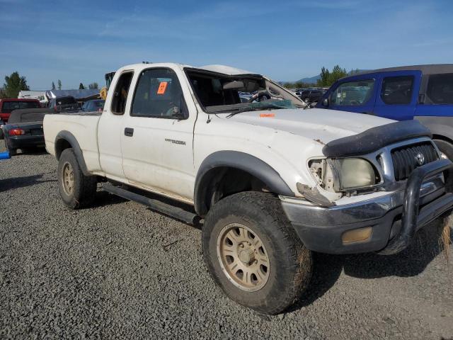 5TEWM72N84Z392733 - 2004 TOYOTA TACOMA XTRACAB WHITE photo 4