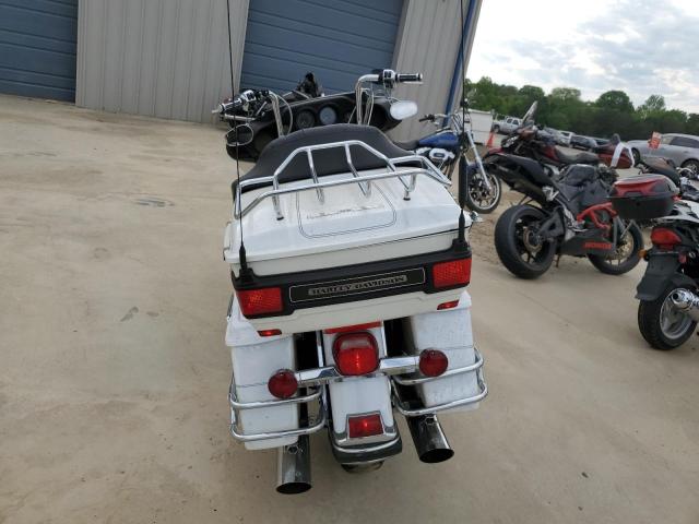 1HD1FCW146Y678778 - 2006 HARLEY-DAVIDSON FLHTCUI 白色 照片 4