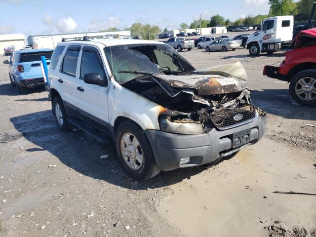 1FMYU93144KA88136 - 2004 FORD ESCAPE XLT WHITE photo 4