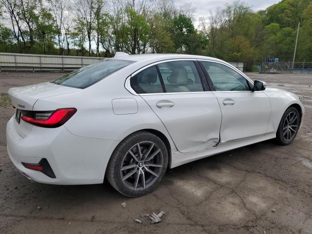 3MW5R7J09M8C17672 - 2021 BMW 330XI Biały zdjęcie 3
