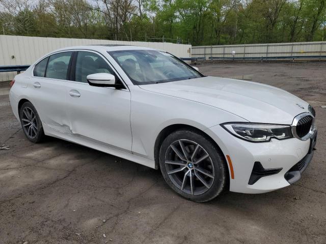 3MW5R7J09M8C17672 - 2021 BMW 330XI Biały zdjęcie 4