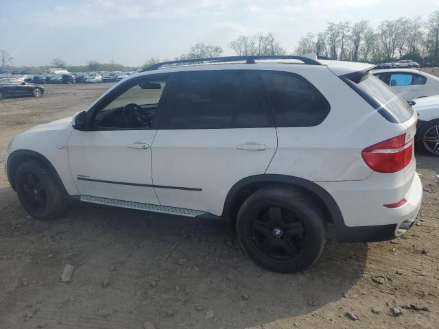 5UXZW0C50BL659919 - 2011 BMW X5 XDRIVE35D WHITE photo 2