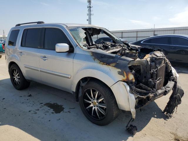 5FNYF3H52BB055086 - 2011 HONDA PILOT EXL SILVER photo 4