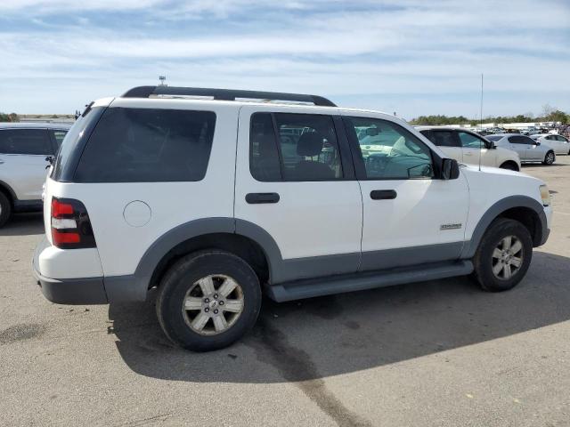 1FMEU73E96UB33167 - 2006 FORD EXPLORER XLT WHITE photo 3