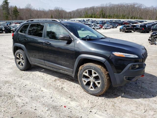 1C4PJMBS4GW335514 - 2016 JEEP CHEROKEE TRAILHAWK BLACK photo 4