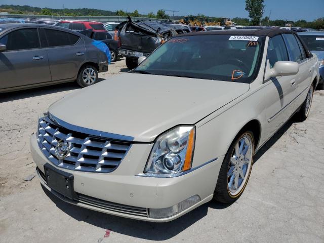 1G6KD5E65BU125355 - 2011 CADILLAC DTS LUXURY COLLECTION CREAM photo 2