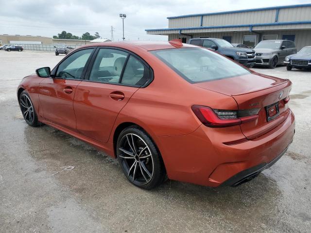 3MW5U9J06N8C34554 - 2022 BMW M340XI ORANGE photo 2