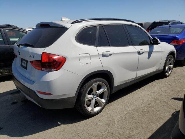 WBAVM5C59DVV90509 - 2013 BMW X1 XDRIVE35I WHITE photo 3