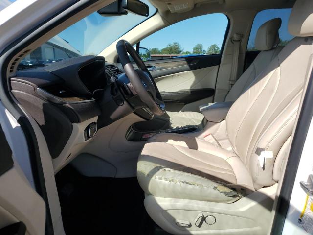 5LMCJ3C94HUL55160 - 2017 LINCOLN MKC RESERVE თეთრი ფოტო 7