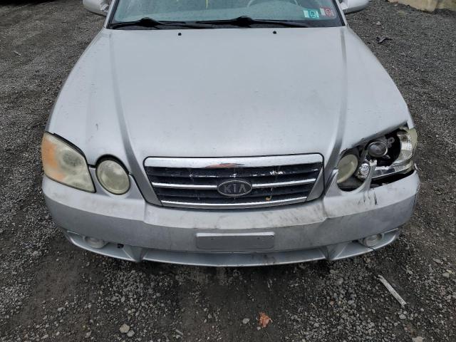 KNAGD126045301769 - 2004 KIA OPTIMA LX SILVER photo 11