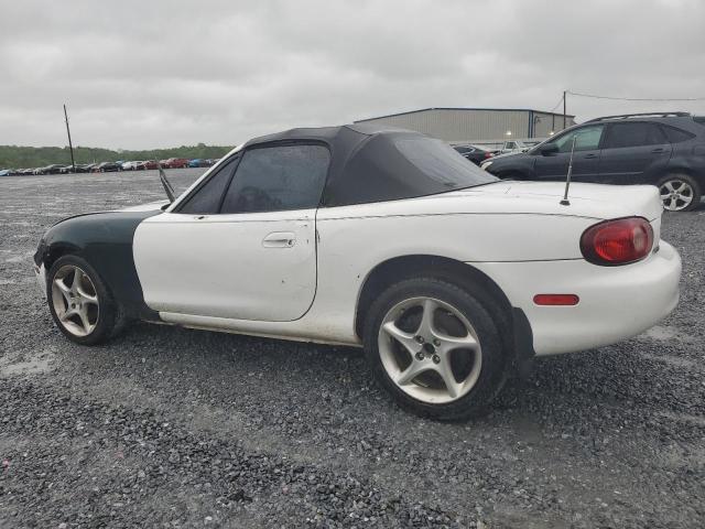 JM1NB353510207103 - 2001 MAZDA MX-5 MIATA BASE WHITE photo 2
