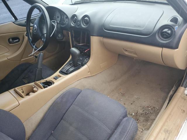 JM1NB353510207103 - 2001 MAZDA MX-5 MIATA BASE WHITE photo 8