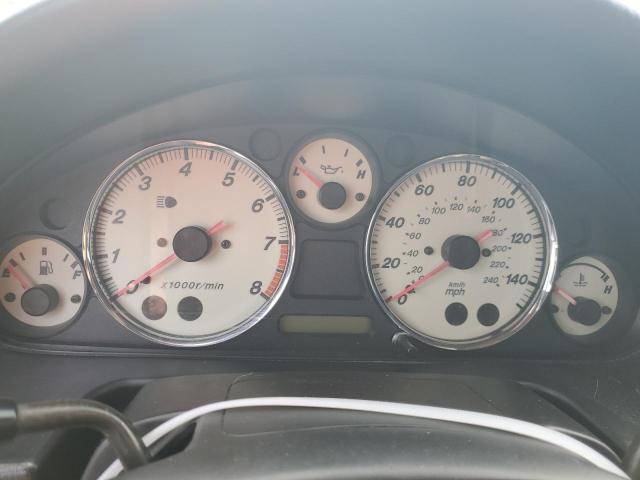 JM1NB353510207103 - 2001 MAZDA MX-5 MIATA BASE WHITE photo 9