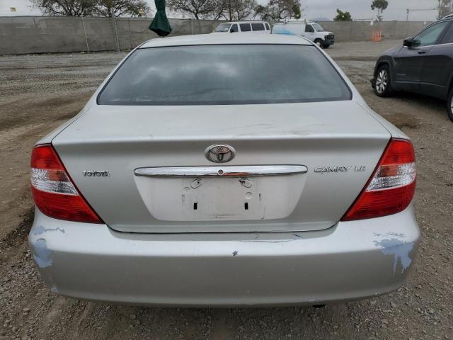 JTDBE32K330196403 - 2003 TOYOTA CAMRY LE SILVER photo 6