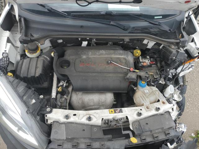 ZFBERFAB4J6J70054 - 2018 RAM PROMASTER 白色 照片 11