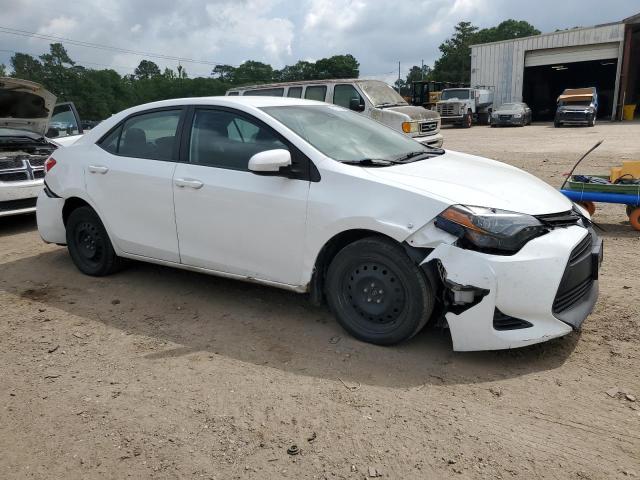 5YFBURHE7JP803137 - 2018 TOYOTA COROLLA L WHITE photo 4