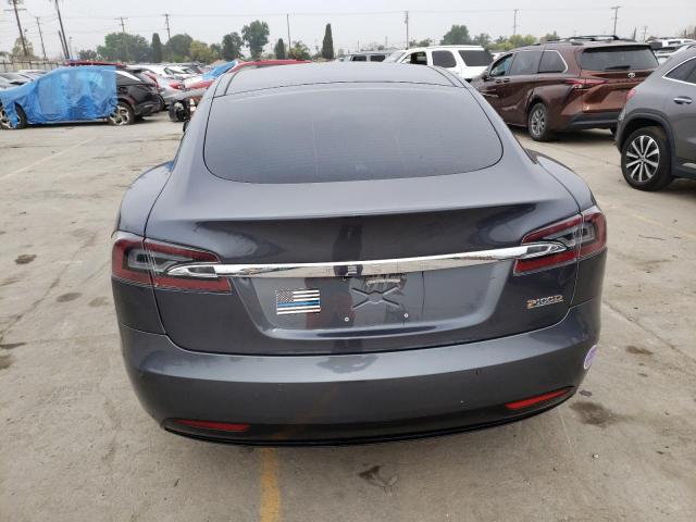 5YJSA1E47JF271552 - 2018 TESLA MODEL S 灰色 照片 6