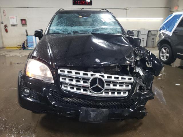 4JGBB8GB9BA726795 - 2011 MERCEDES-BENZ ML 350 4MATIC BLACK photo 5