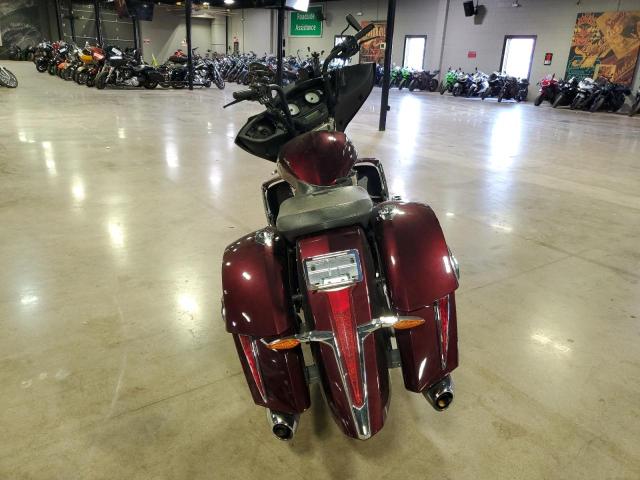 5VPDB36D5A3005140 - 2010 VICTORY MOTORCYCLES CROSS COUN برغندي صورة 4