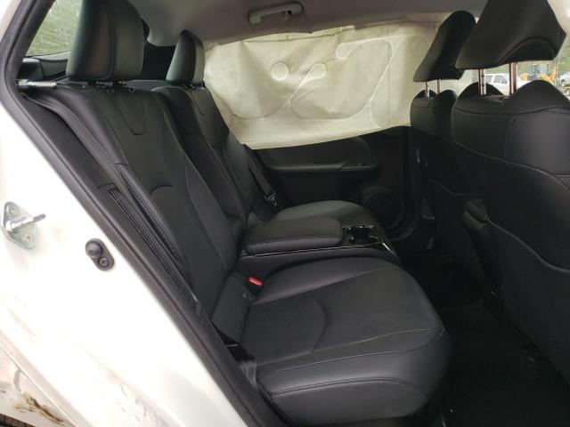 JTDKARFP0J3082620 - 2018 TOYOTA PRIUS PRIM 白色 照片 10