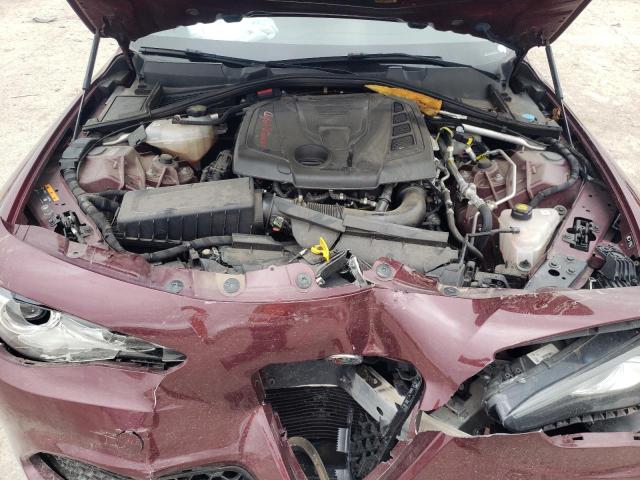 ZARFAEDN9H7558139 - 2017 ALFA ROMEO GIULIA Q4 MAROON photo 11