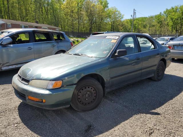 1HGCD5630TA301559 - 1996 HONDA ACCORD LX GREEN photo 1