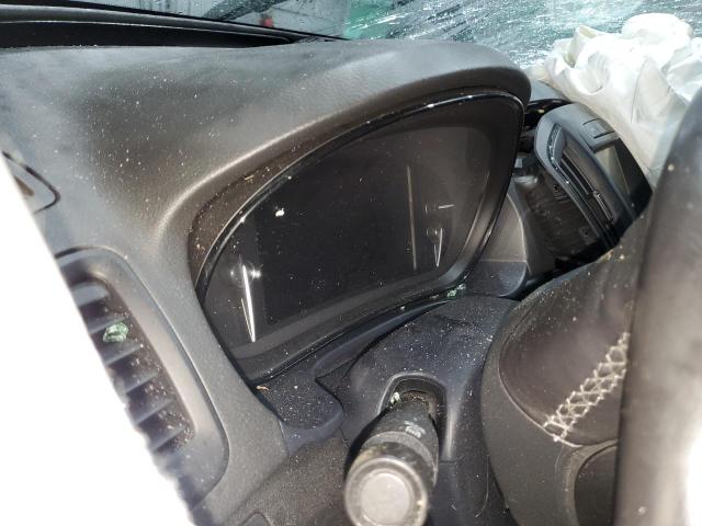 2G4GU5GX0H9112006 - 2017 BUICK REGAL GS შავი ფოტო 9