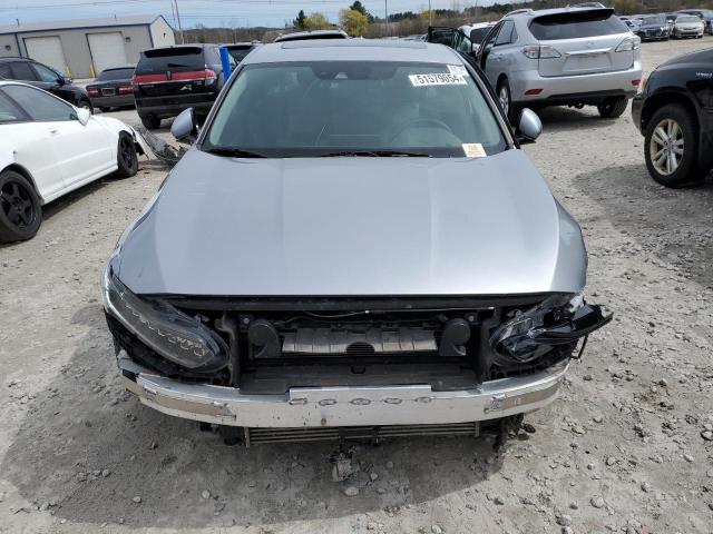 1HGCV2F91JA028712 - 2018 HONDA ACCORD TOURING SILVER photo 5